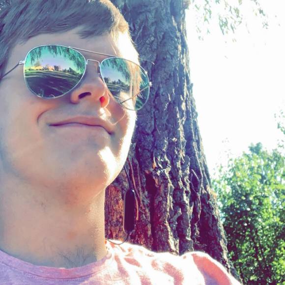 Meet your Posher, Jesse - Picture 1 of 1